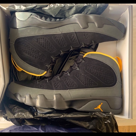 Jordan | Shoes | Jordan 9 University 
